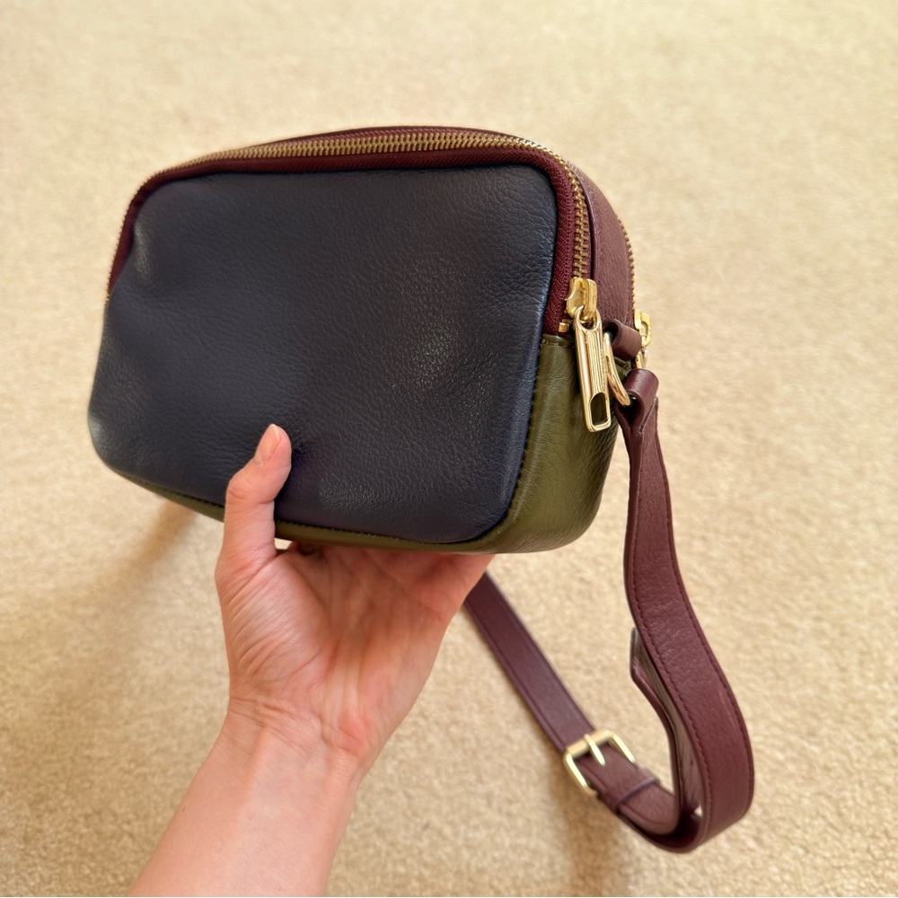 Talbots Colorblock Navy Olive Burgundy Leather Crossbody Zip Purse - Picture 2 of 10